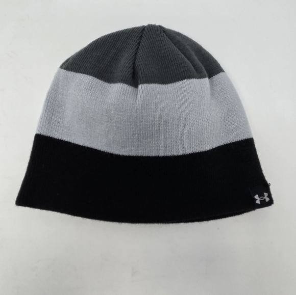 UNDER ARMOUR BEANIE LOT OF 3 HATS CAPS YOUTH KIDS OS GREY & BLACK BLUE & GREEN - Picture 7 of 13